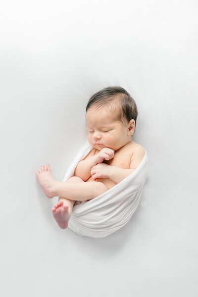 award winning photograph of omaha newborn taken by Virginia Schultz Photography