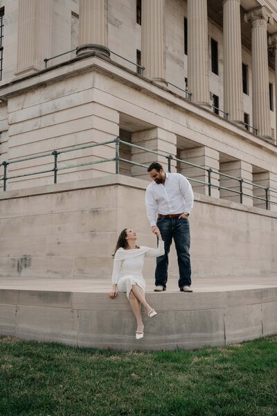 Downtown Nashville Engagement session at the capital building