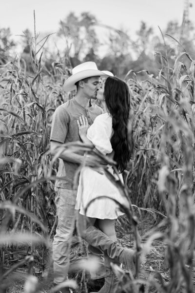 travel wedding, couples and portrait photographer in philadelphia, pennsylvania