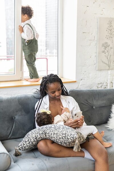 Lactation-Consultant-Breastfeeding-Photo-5