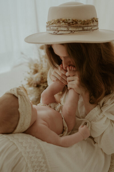 Newborn shoot Studio Elien door Elien van den Brande