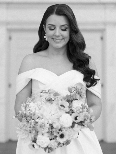 Bride and bridesmaids on wedding day