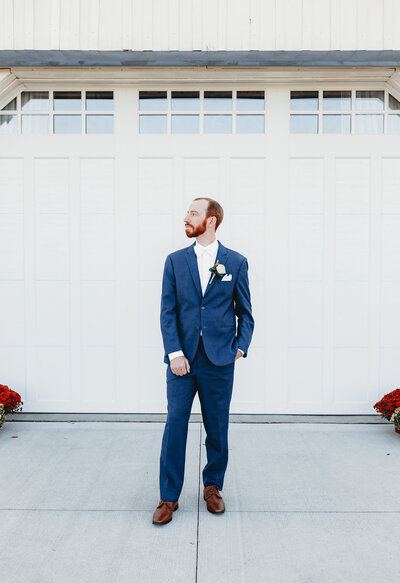 unique and timeless grooms portraits