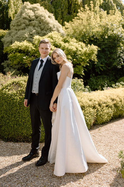 Kingscote Barn Wedding Photographer