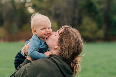 Kristin Wieskamp is a newborn photographer in Pittsburgh