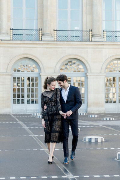 palais-royal-paris-engagement-session-2