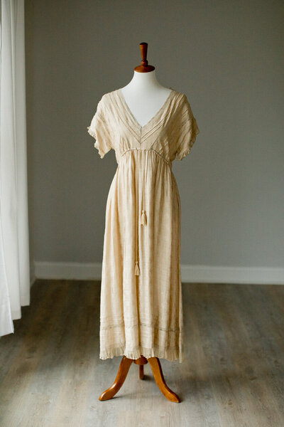 Free people short sleeved dress with gold thread details