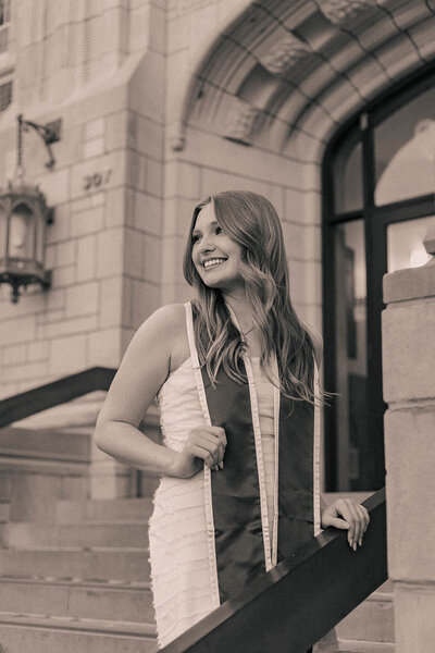 girl posing for photos for graduate session in oklahoma
