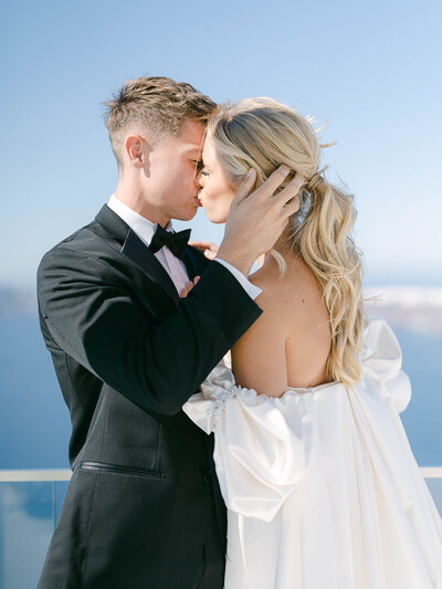 destination-wedding-photographer-Santorini-Lucy-Munoz-187