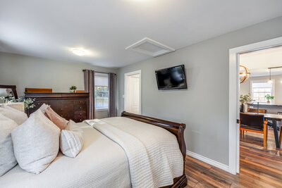 201 Richardson primary bdrm (3)