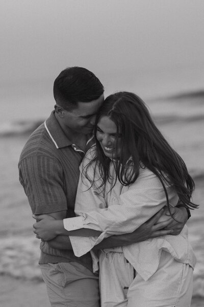 Michigan couples photoshoot on the beach
