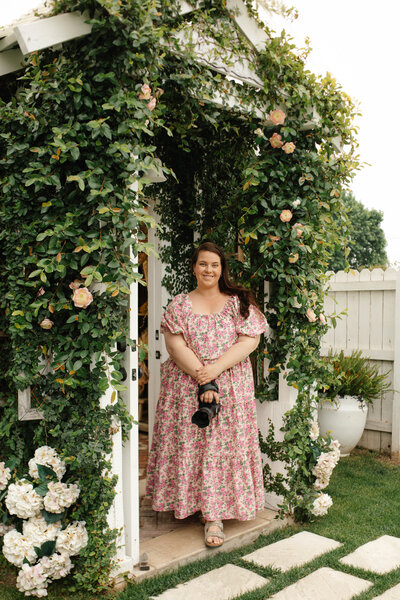 Shelby Ayn , Los Angeles family photographer, smiling during a branding session. 