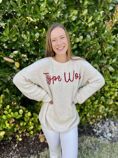 Type 1 Diabetes Caregiver Coach | Allee Peterson | Hands Crossed | Type Won Coaching