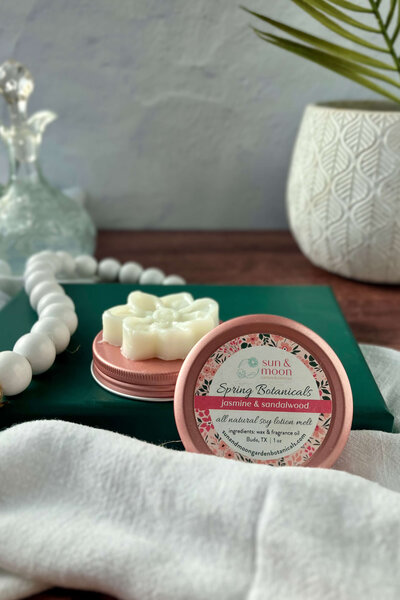 sun-and-moon-garden-botanicals-spring-jasmine-sandalwood-lotion-melt