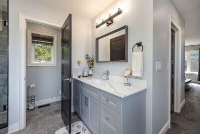 526 View Lake ensuite (3)