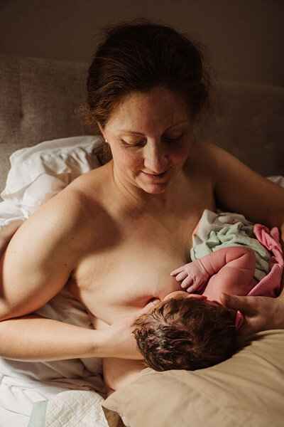breastfeeding baby immediately after birth