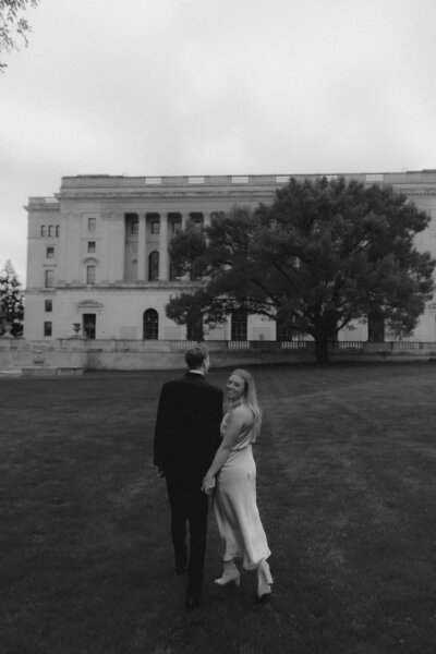 elopement-courthouse-romantic-capitol-photos-wedding-rachael-marie-27