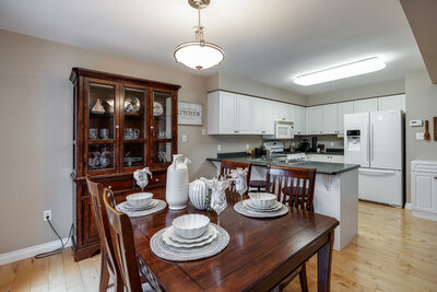 964 Grandlea dining (2)