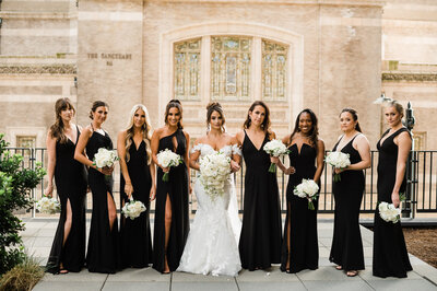 A luxury wedding at the Lotte Hotel in Downtown Seattle! Click here to see more! | Captured by Candace Photography