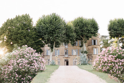 wedding-venue-in-france-chateau-robernier
