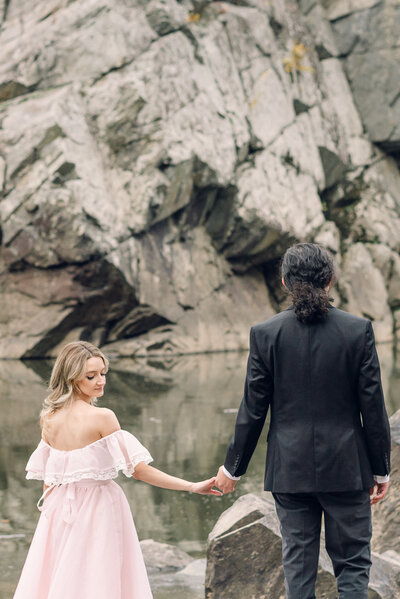 Great Falls, Maryland engagement portraits sessions