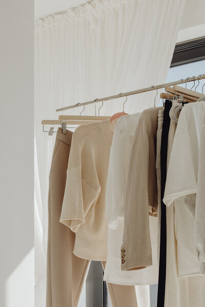 kaboompics_neutral-aesthetic-meets-casual-minimal-fashion-for-women-30813