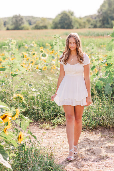 sunflower-field-highschool-senior-white-dress
