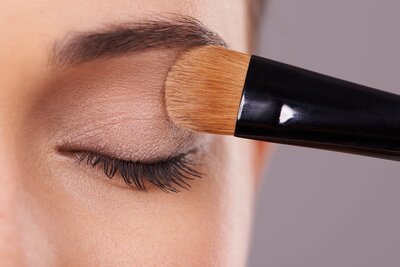 makeup application