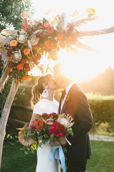 colorful fall wedding at Cielo Farms in malibu