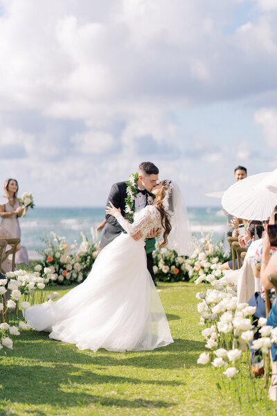 Loulu Palm Wedding Photographer Oahu Hawaii Lisa Emanuele-548