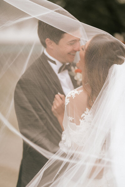 BRIDE-AND-GROOM-PORTRAIT