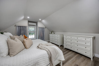 79 Townline primary bdrm (2)