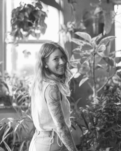 Discover the person passionate about low-tox living and holistic wellness. Get to know our founder and learn more about the journey towards a healthier, eco-conscious lifestyle.