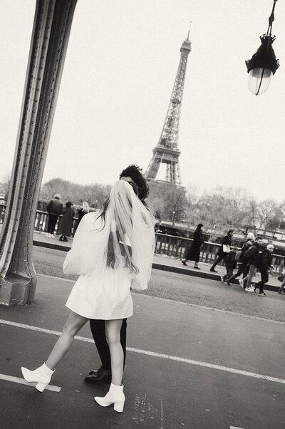 vintage wedding elopement couple photographer in paris eifel tower inspiration on film 35mm analog