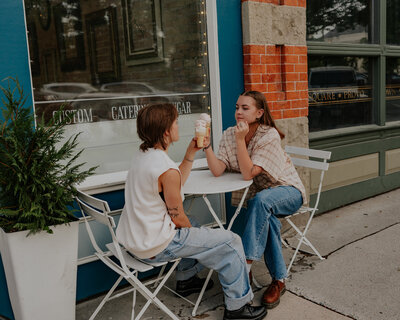 Mia + Liv (E) 05-28-24-42