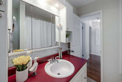 2359 Baseline main bath (2)