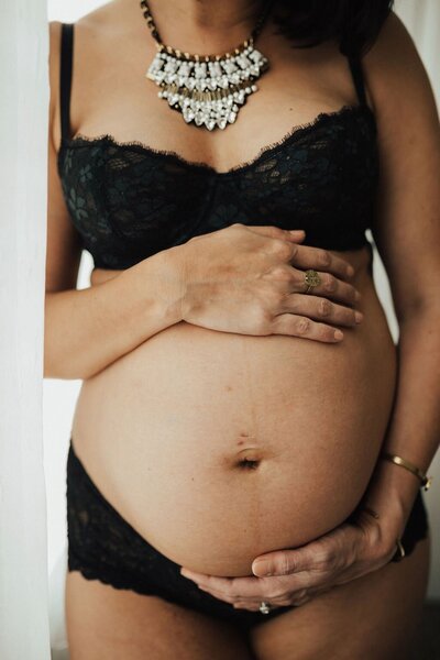 Boudoir Maternity Photographer in Jacksonville FL