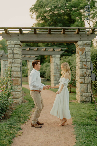 Sunset photoshoot in Missouri private estate