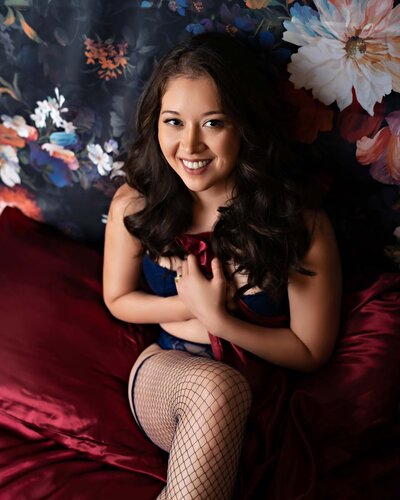 senior pictures taken in the fall in the meadow by lansing photographer Rebecca Houlihan