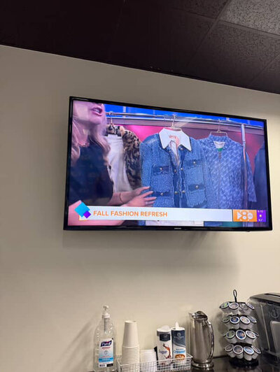 A6B2B509-86AA-4BA0-B9FF-CDEF20F39C9A 2