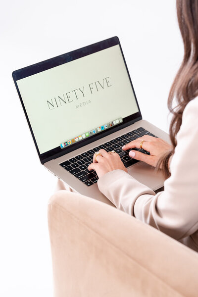 woman working at the computer