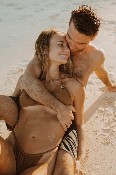 Hawaii Engagement | Beachy Couple | Dreamy Golden Photos