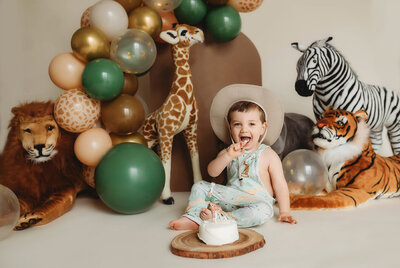 Baby celebrates her first birthday with a Cake Smash Photoshoot in Asheville, NC.