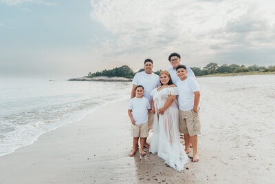 maternity_family_coast_connecticut.jpg