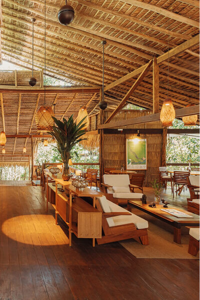 LUXURY EXPERIENTIAL TRAVEL