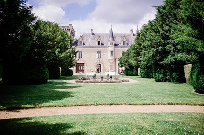 An Intimate Elegant Wedding In Chateau De La Couronne By Florent Vin Photography