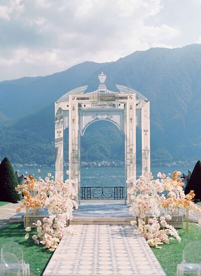 Lake-Como-Villa-Balbiano-wedding-Italy-ceremony-by-Julia-Kaptelova-Phototgraphy-208