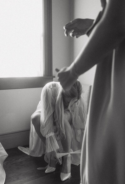 bridal getting ready photos in philly pa