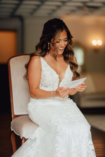 Bride reading her vows at the Valley Regency