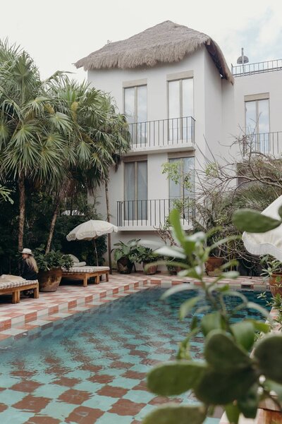 The checkered pool at Hotel Panamera